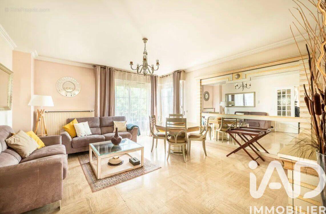 Photo 1 - Maison à SARCELLES