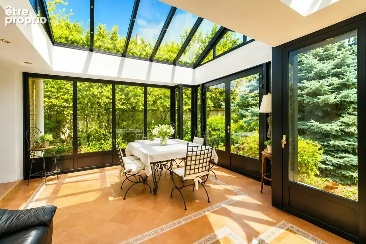 Maison 10 pièces 272 m² à vendre à Saint-Maur-Des-Fosses (94100) - photo 3