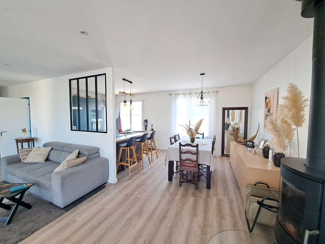 Maison à MURS-ERIGNE