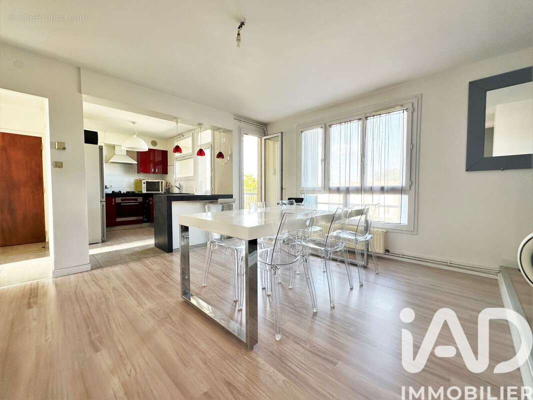 Photo 3 - Appartement à UZES