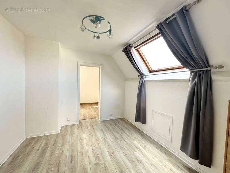 Maison traditionnelle à La Saussaye (27370) – Vallée de l’Oison  112 m² – 4 chambres – Terrain de 614 m² – Quartier calme et rec - photo 18