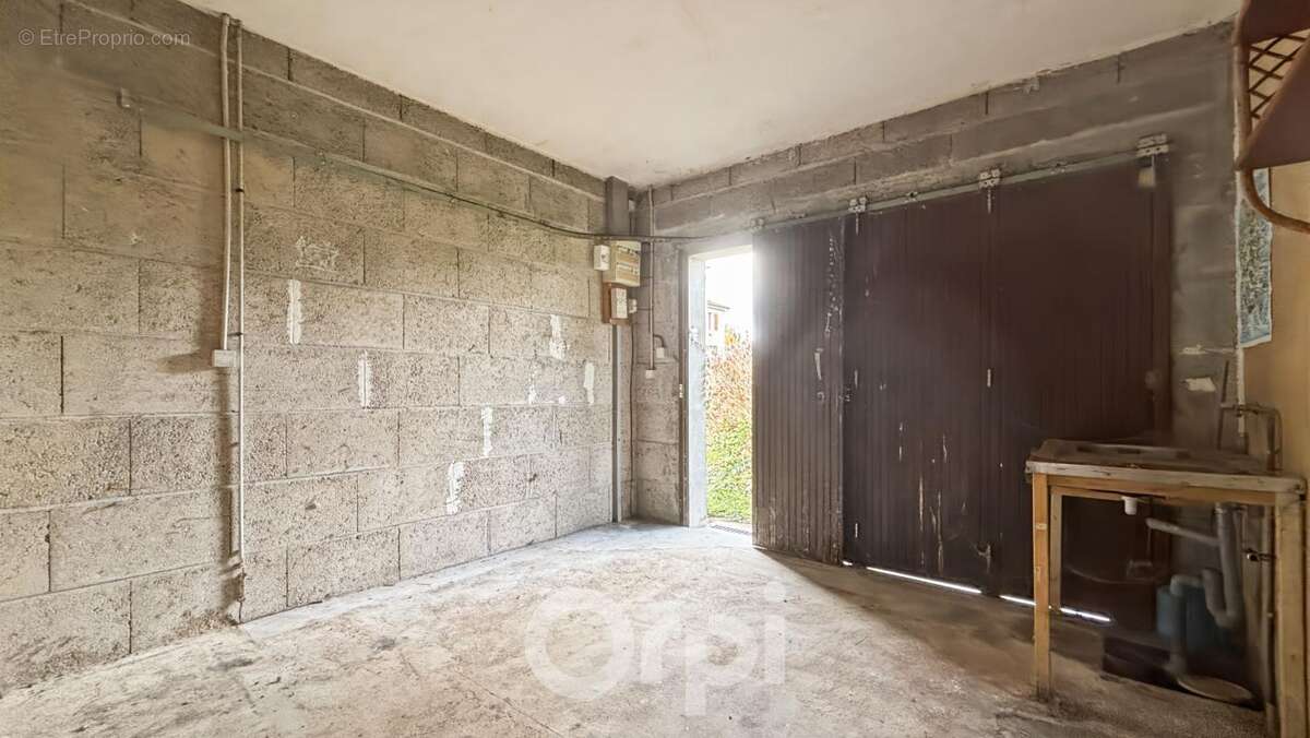 Maison à SAINT-PRIEST-TAURION