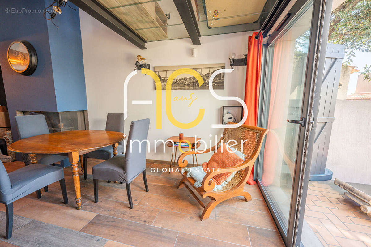 Maison à SAUSSET-LES-PINS