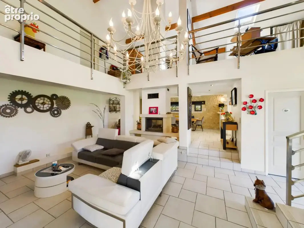 Maison en pierre de 5 chambres rénovée avec élégance et modernité - photo 9