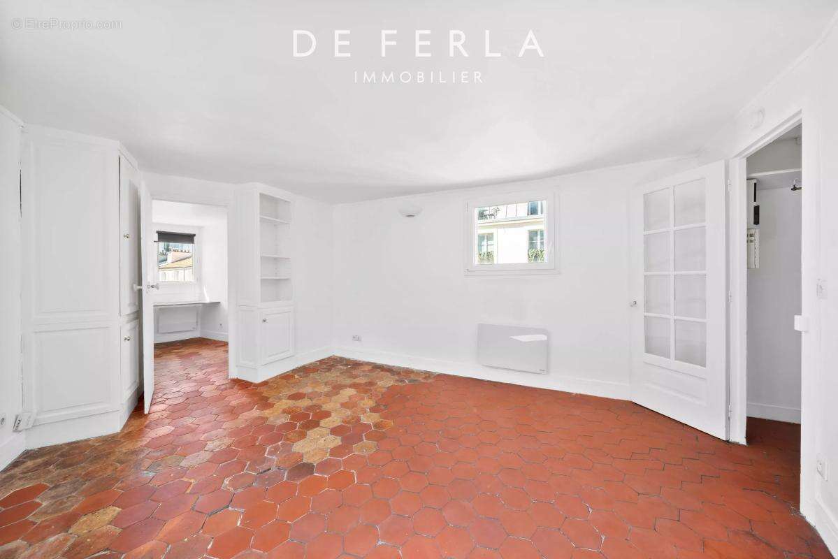 Appartement à PARIS-5E