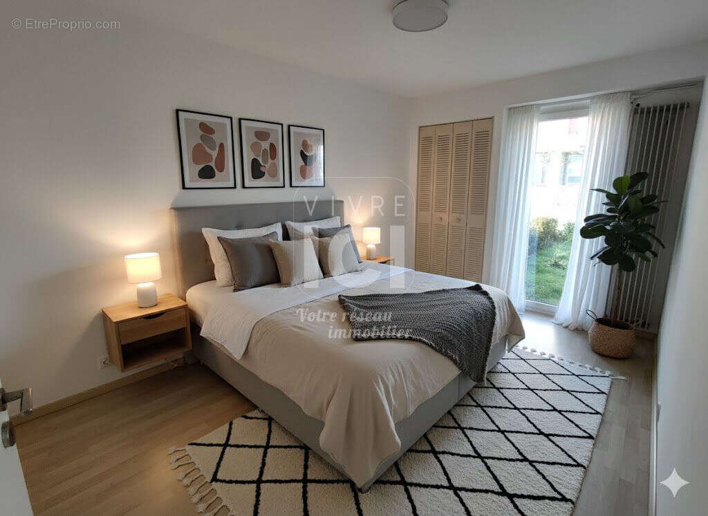 Maison à SAINTE-LUCE-SUR-LOIRE