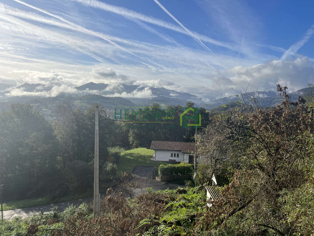 Terrain à ISPOURE