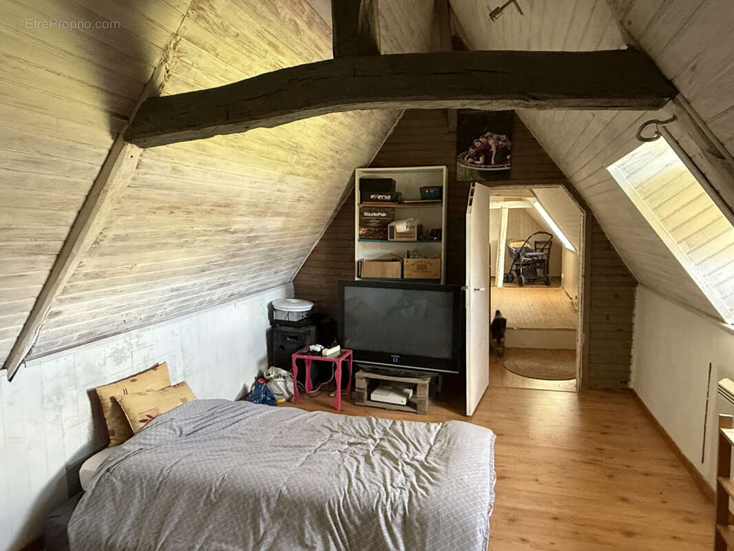 Maison à SAINT-GERMAIN-LES-BELLES