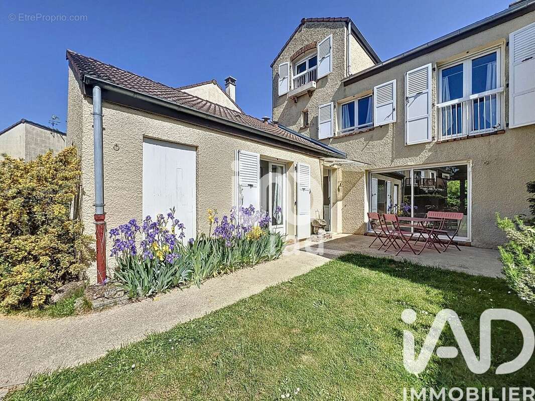 Photo 3 - Maison à GUYANCOURT