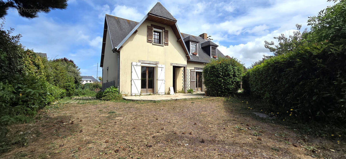 Maison à GRANDCAMP-MAISY