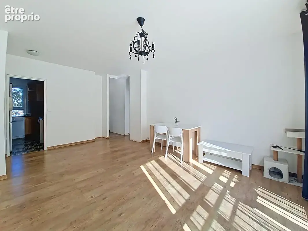 Appartement Yerres 4 pièce(s) 70 m2 - photo 2