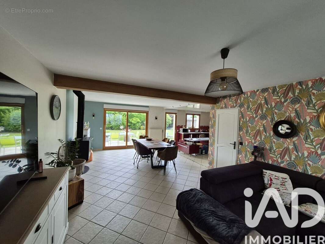 Photo 4 - Maison à LA CAPELLE-LES-BOULOGNE