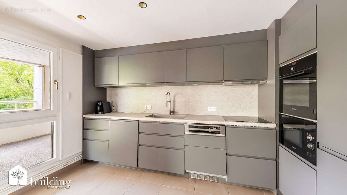 Levallois-Greffulhe -  3 pièces de 65 m² avec terrasse et pkg - photo 7