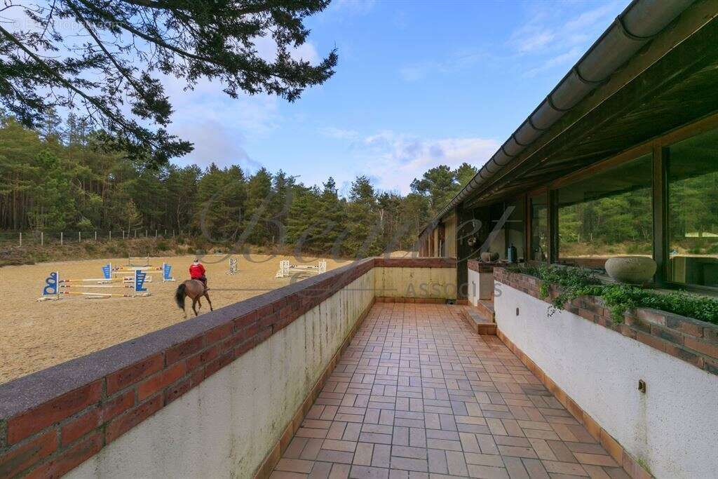 Maison à POIGNY-LA-FORET