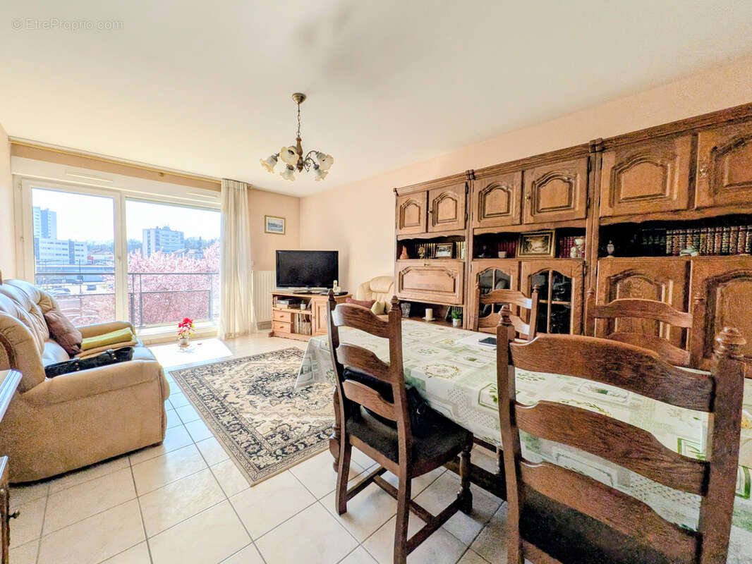 Appartement à JARVILLE-LA-MALGRANGE