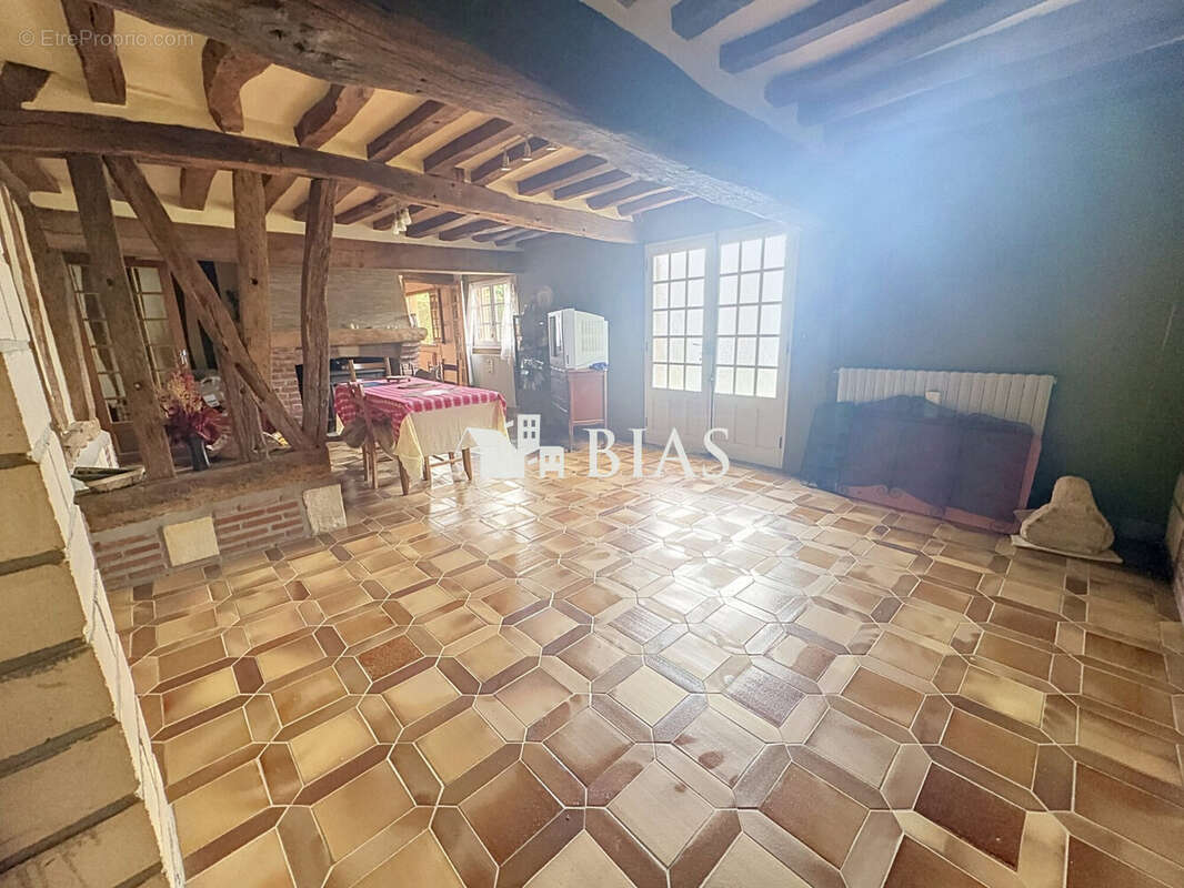 Maison 163 m² à Bourg-Achard  - photo 3