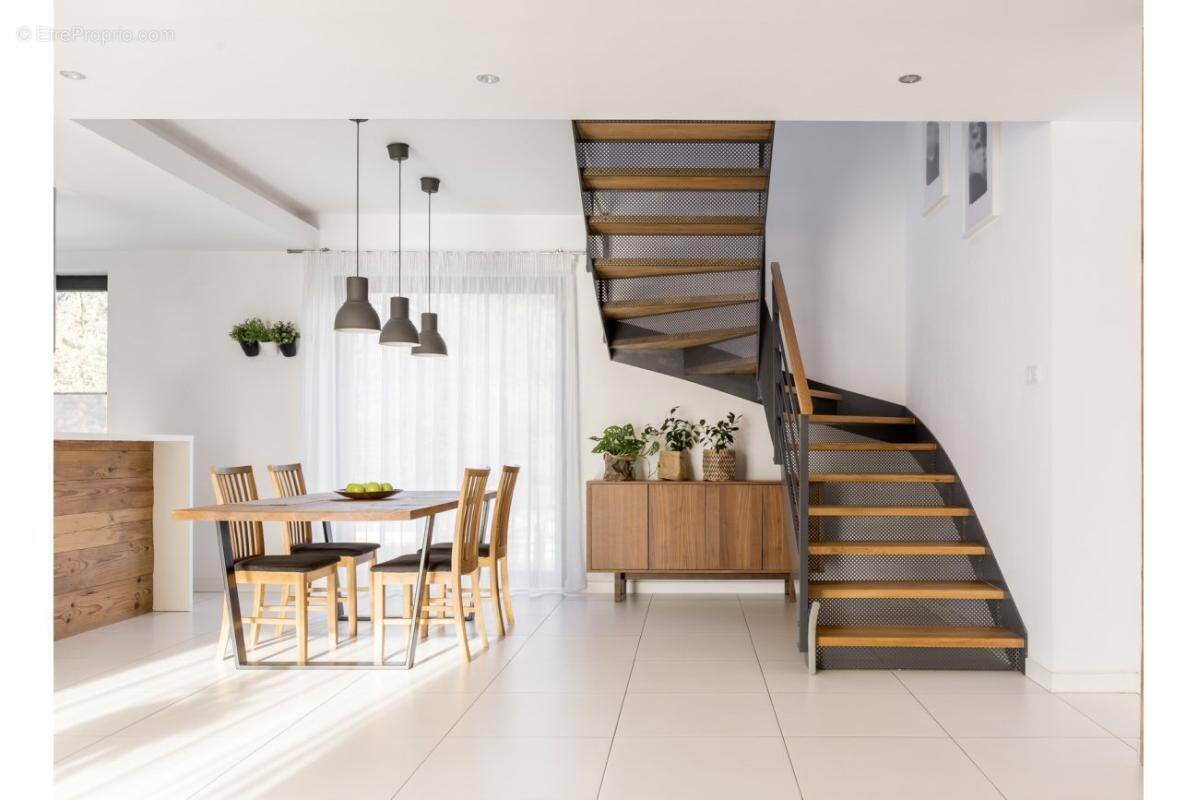 Appartement à MONTLUEL
