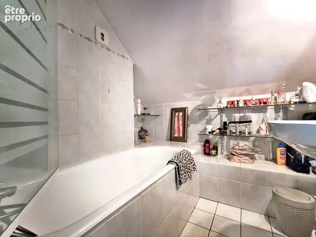 Appartement en attique 2 pièces THONON LES BAINS (74) - photo 10