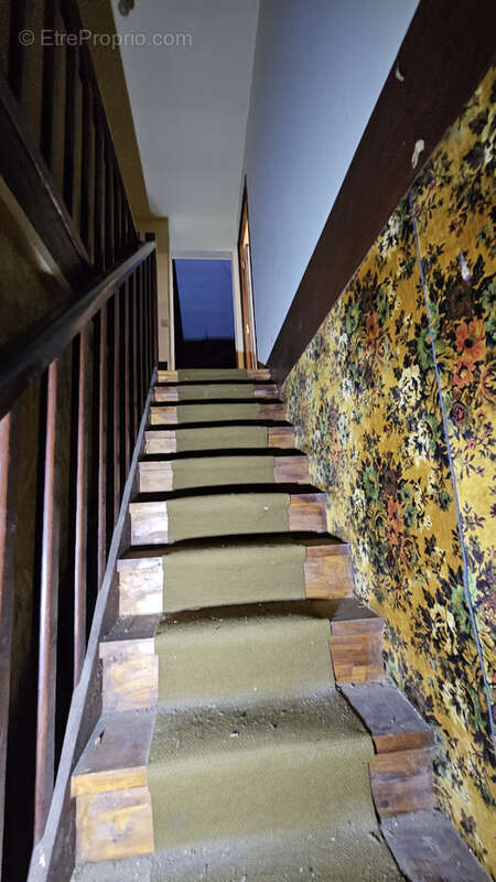 Maison à PRUNAY-LE-GILLON