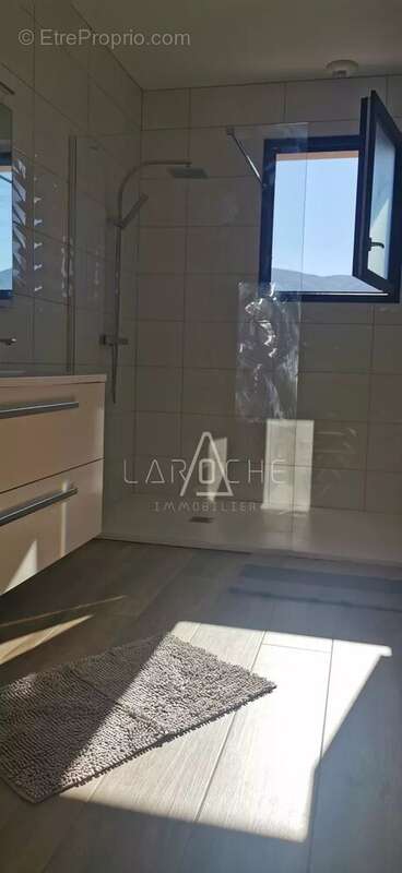 Maison à SAINT-GENIS-DES-FONTAINES