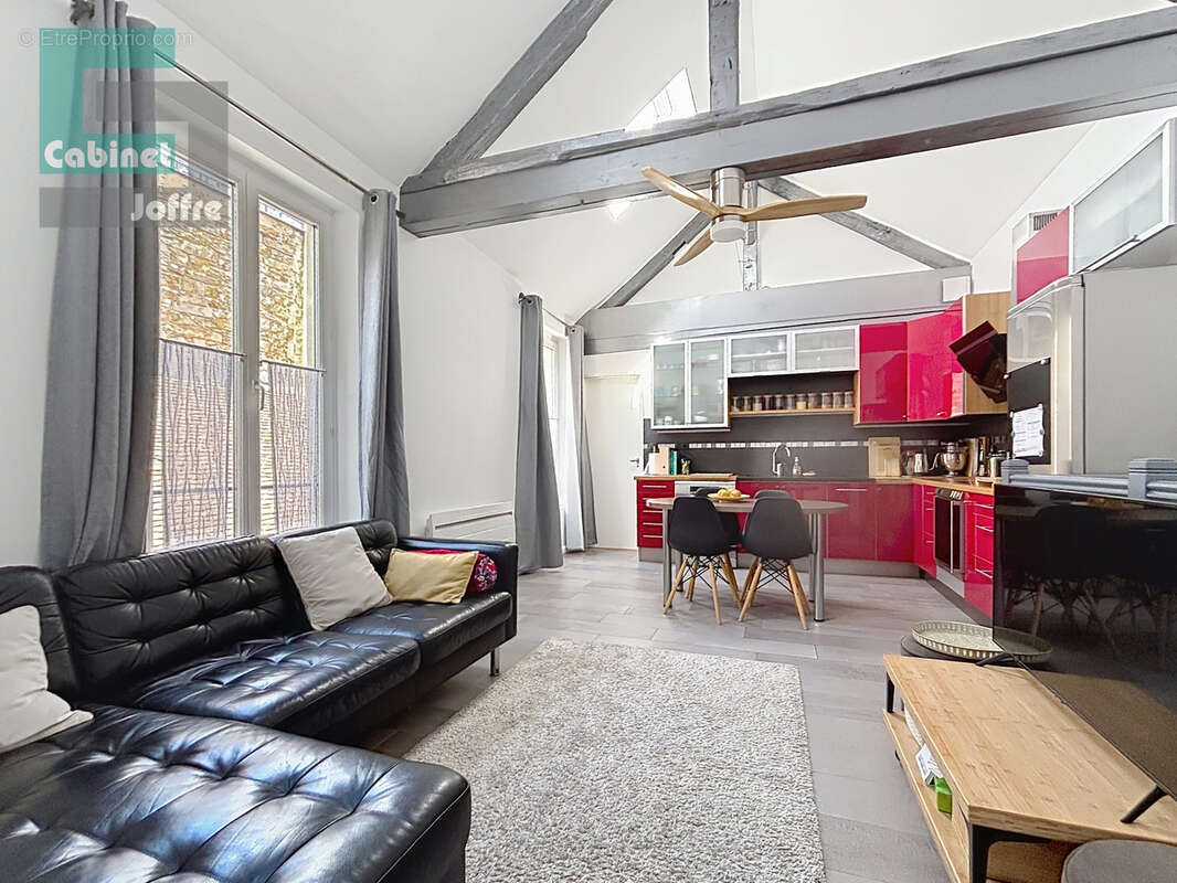 Appartement à FONTAINEBLEAU