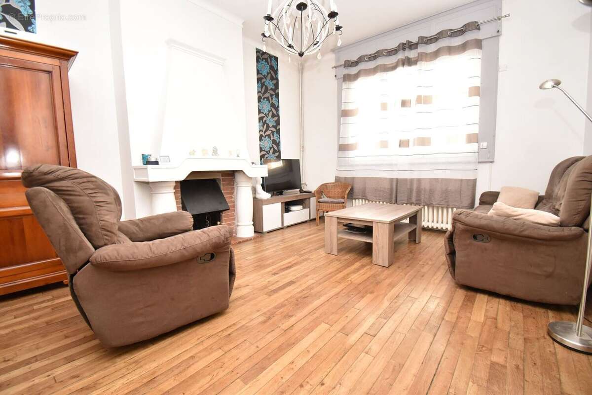 Maison 160 m² à Cambrai  - photo 3