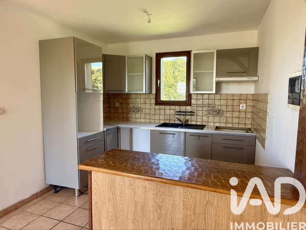 Maison 136 m² à Bonneville-La-Louvet  - photo 4