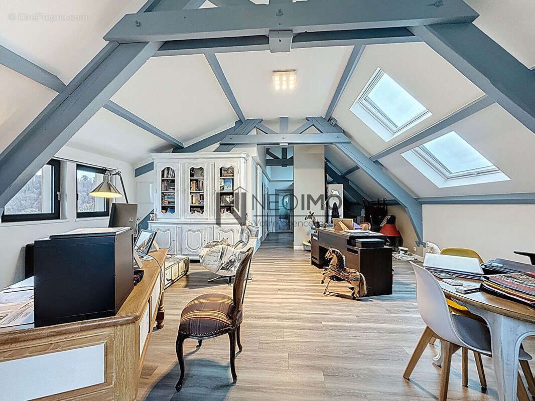 Maison à REBEUVILLE