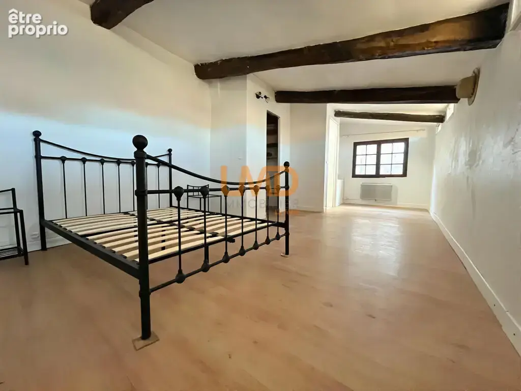 Châteaudouble – Maison de village en pierre 63 m², remise et cav - photo 5