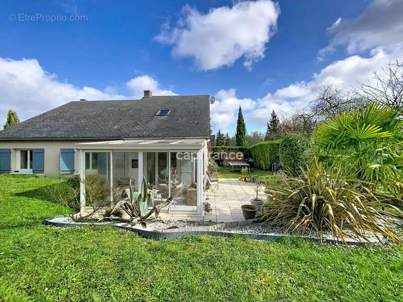 Maison à ROCHECORBON