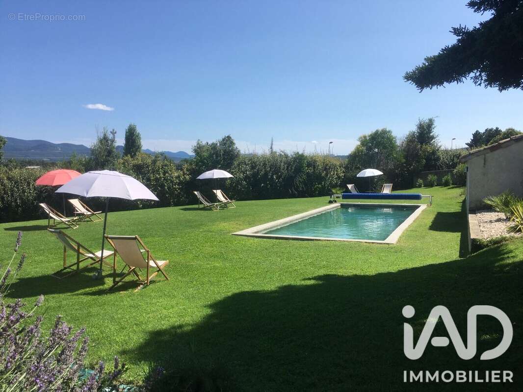 Maison 591 m² à Montmeyran  - photo 2