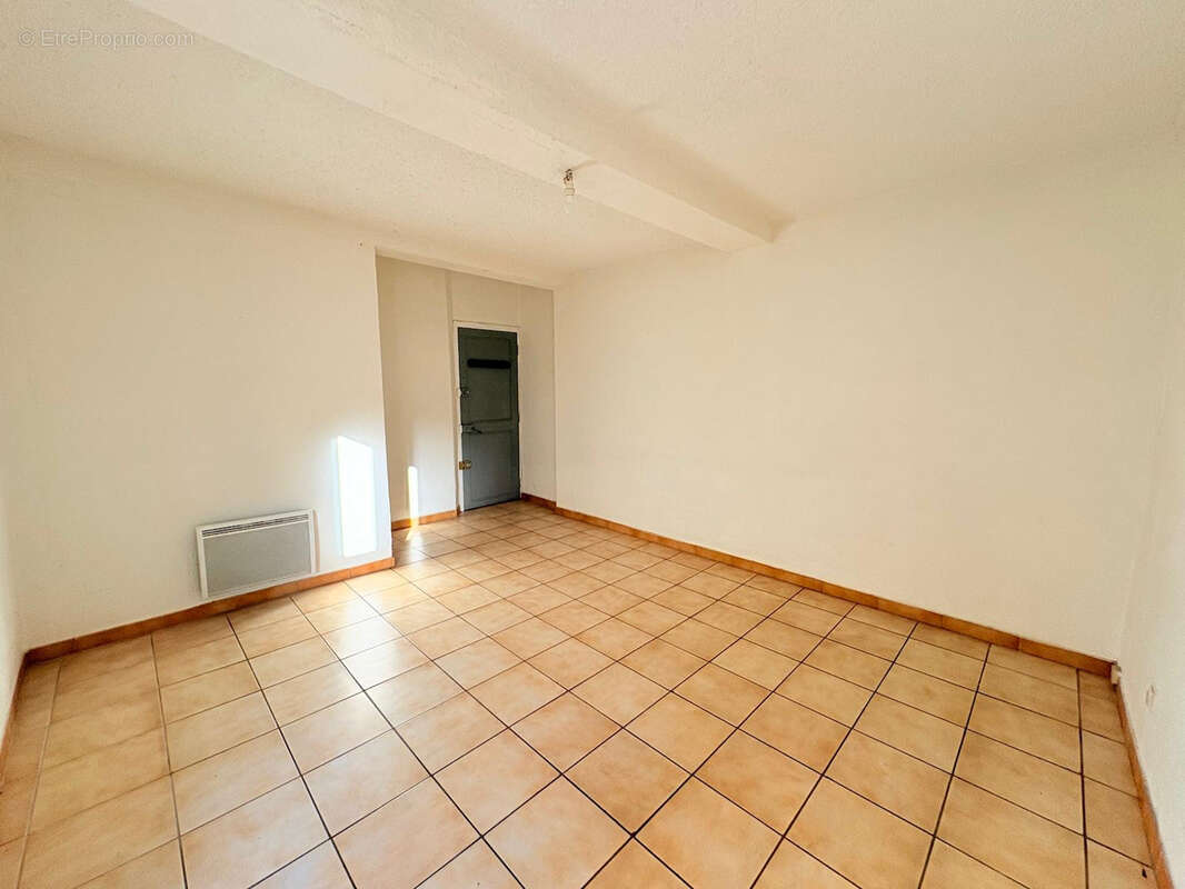 Appartement à MILLAS