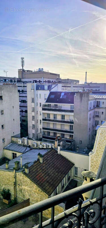 Appartement à NEUILLY-SUR-SEINE