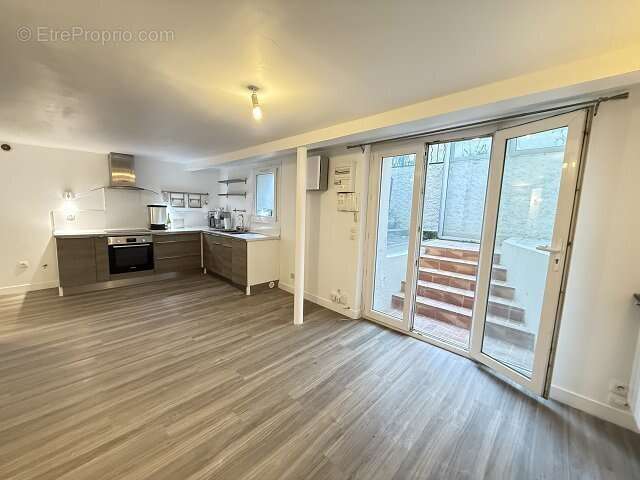 Appartement à MAISONS-ALFORT