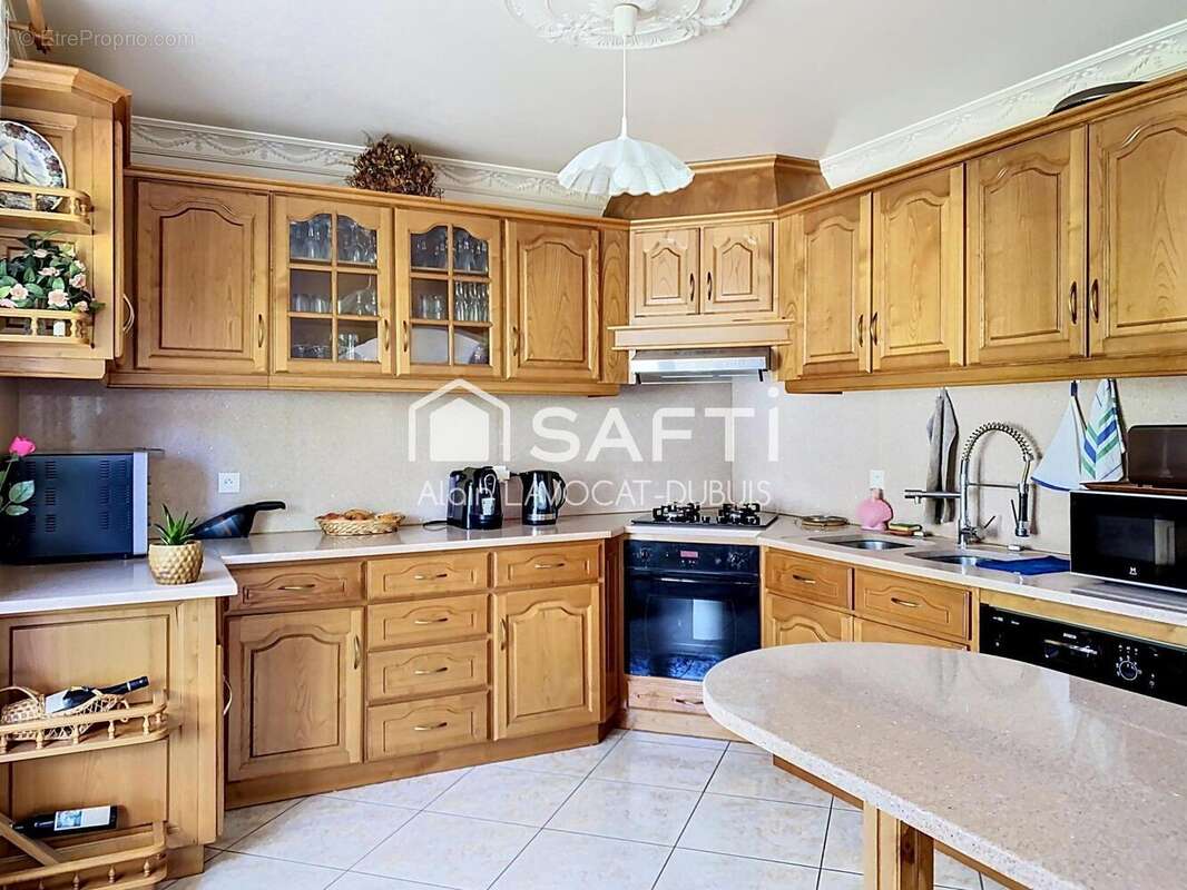Maison 225 m² à Gournay-Sur-Marne  - photo 7