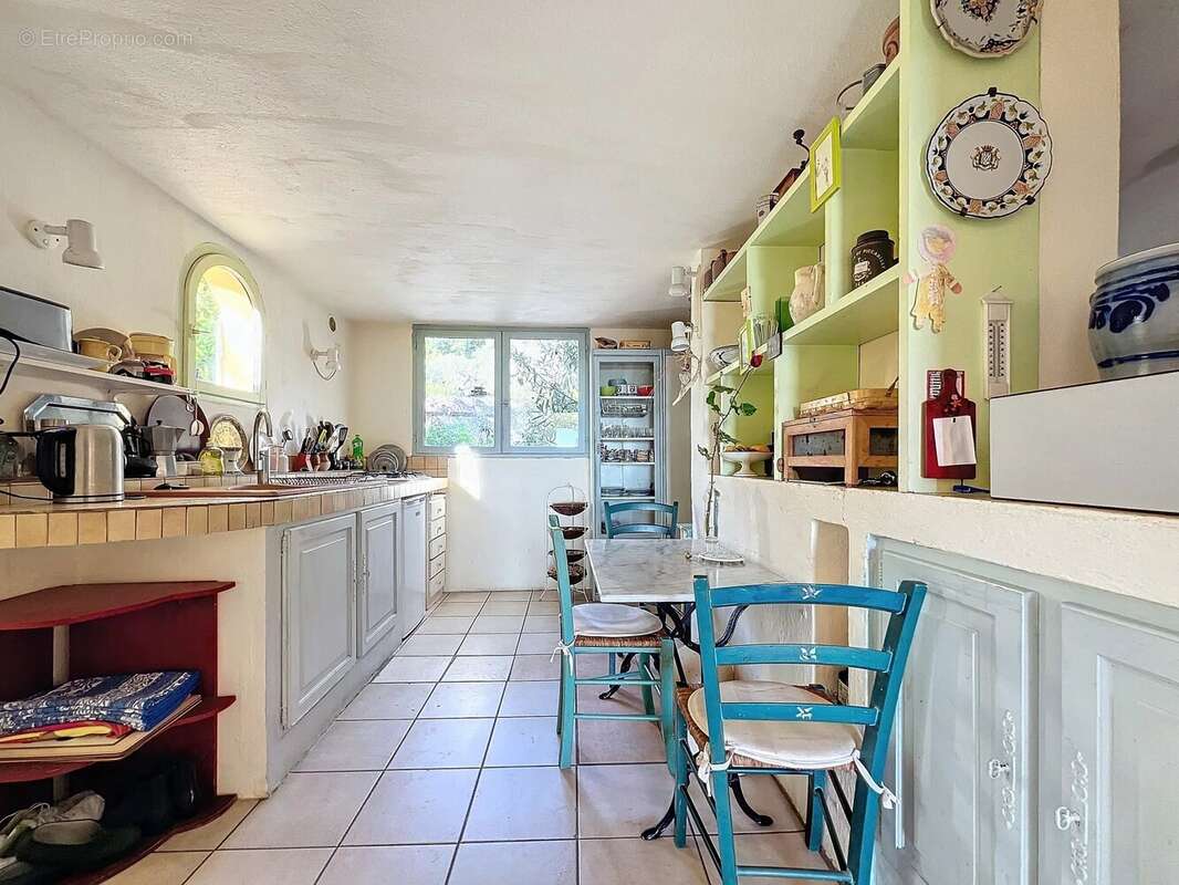 Maison à TOURRETTES-SUR-LOUP