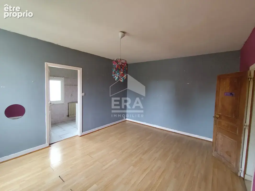 Maison 7 pièces 127 m² à vendre à Champagne-Mouton (16350) - photo 6