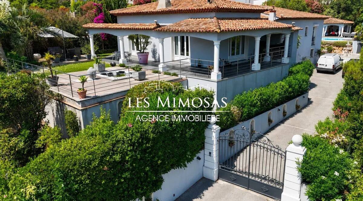 Maison à FREJUS
