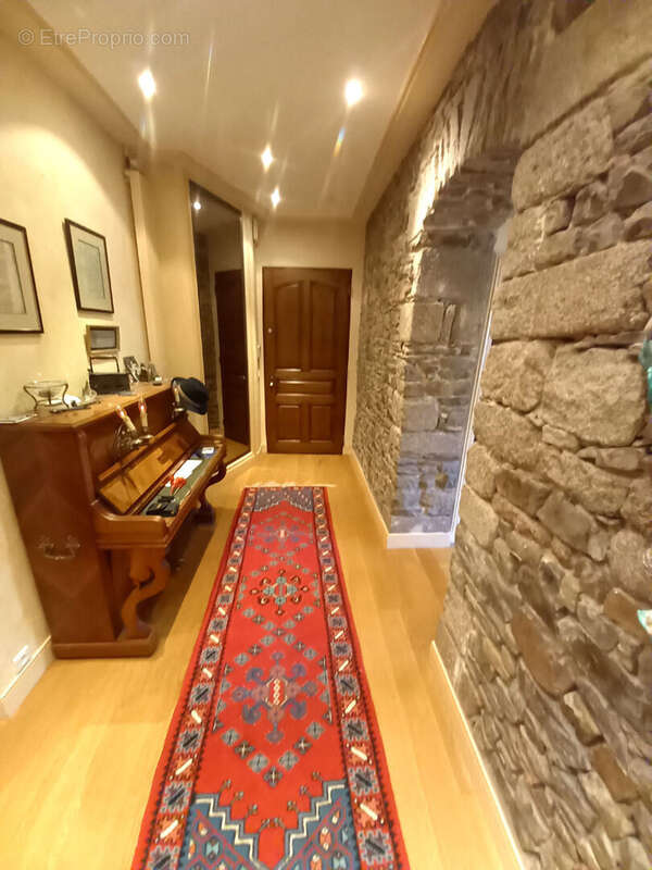 Appartement à FOUGERES