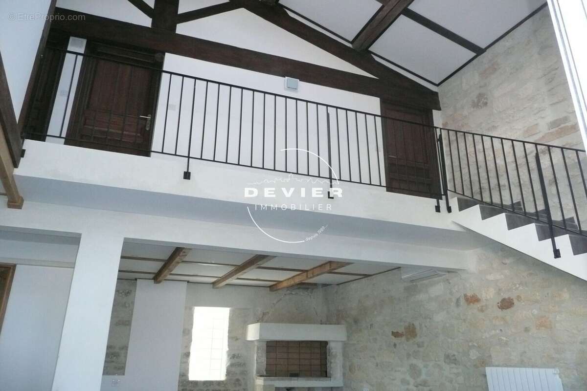 Maison à SAINT-GENIES-DES-MOURGUES