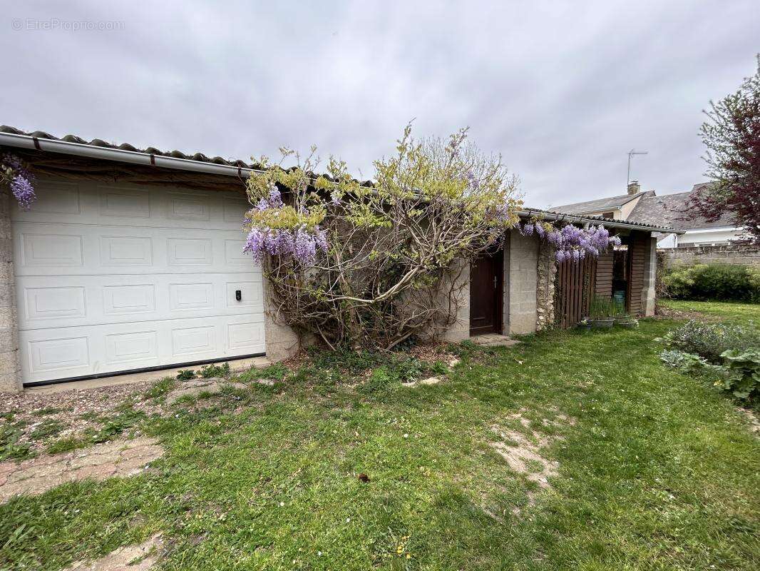 Maison à ROSNY-SUR-SEINE