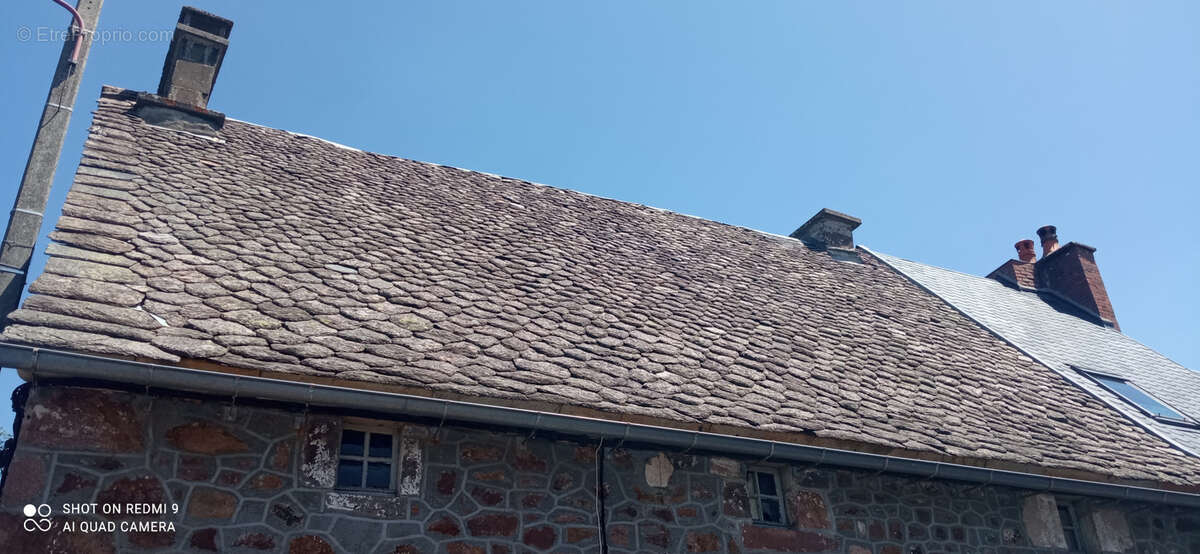 Maison à SAINT-SAUVES-D'AUVERGNE