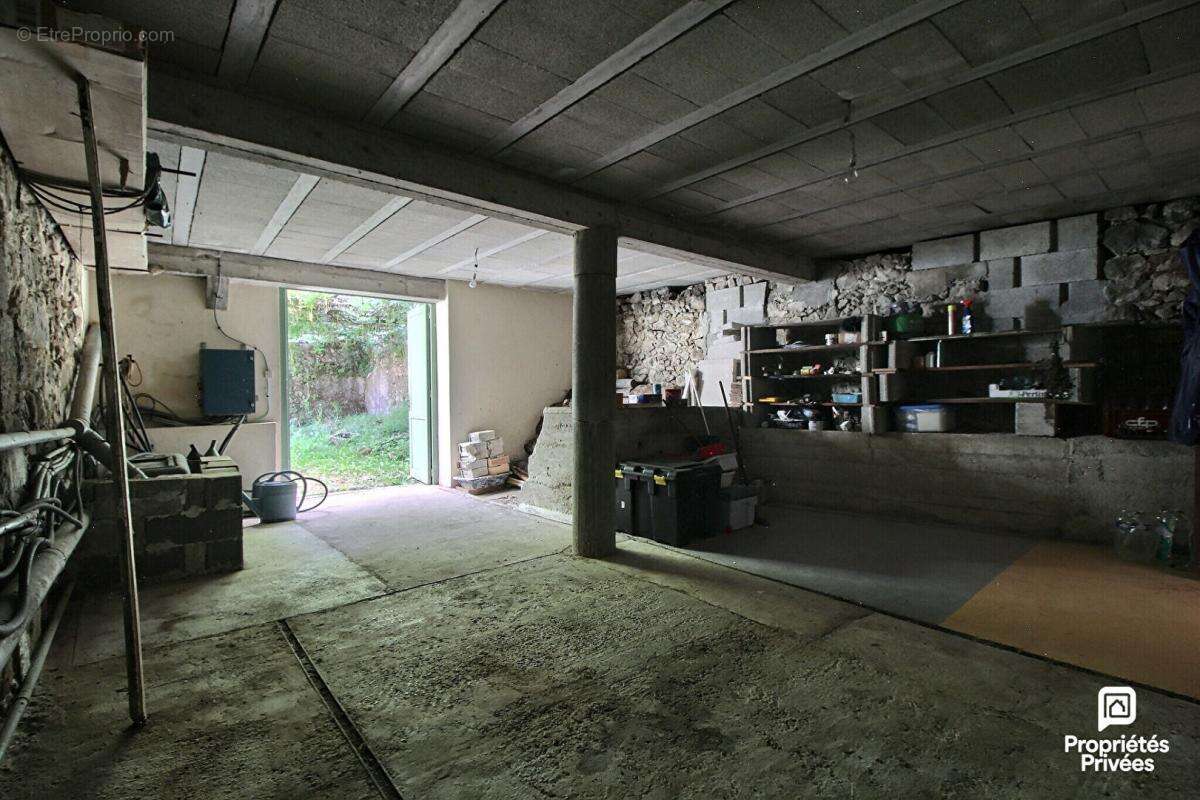 Maison en pierre de 6 pièces pour 97 m2 sur Meyras - photo 11