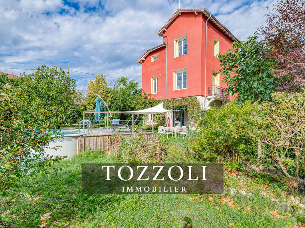 Maison à SAINT-QUENTIN-FALLAVIER