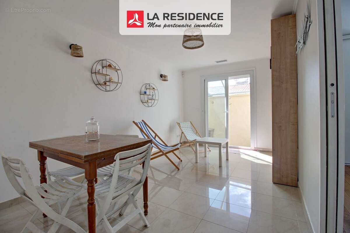 Maison à SARTROUVILLE