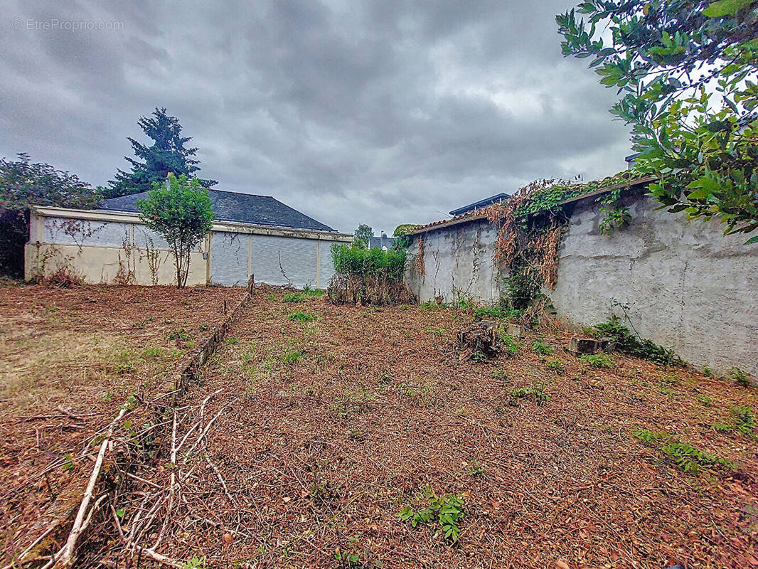 Maison à SAINTE-LUCE-SUR-LOIRE