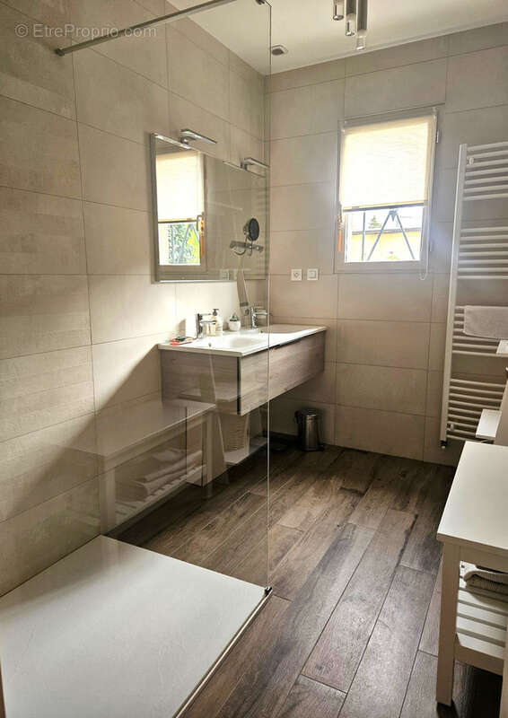 Maison à BOURGOIN-JALLIEU