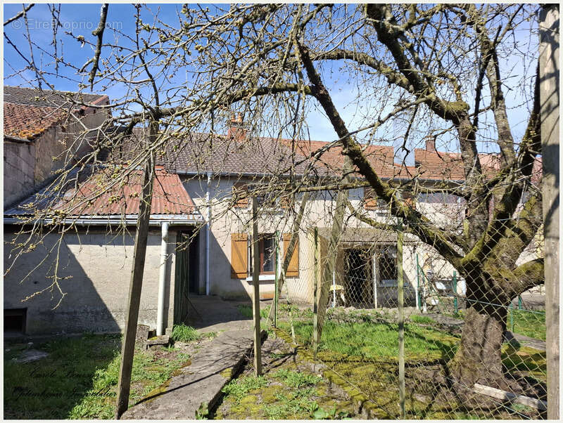 Maison à GEMMELAINCOURT