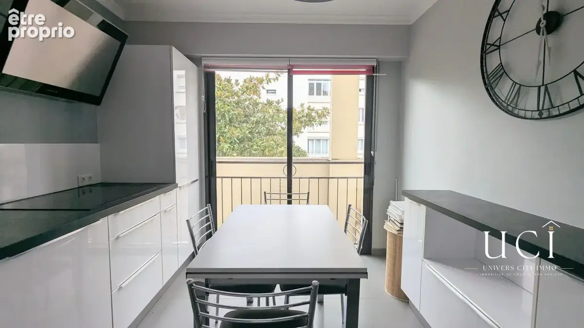 Appartement 4 pièces 96 m² à vendre à Nantes (44000) - photo 8