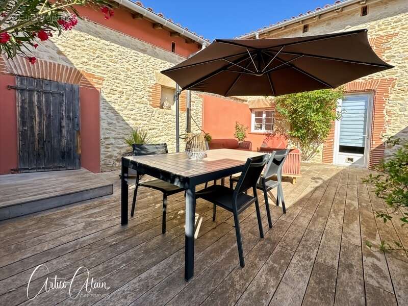 Maison de village 136 m² avec cours et garage au centre de Villefranche de Lauragais - photo 14